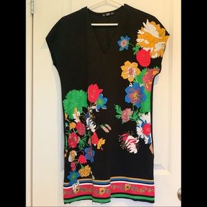 Zara Floral Dress. Women’s Size Sm. GUC. Smoke free home